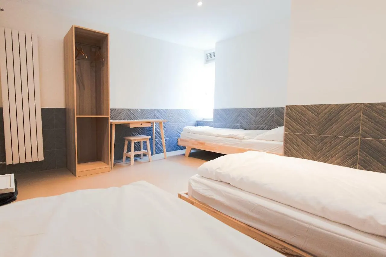 Hostel The Globe Amsterdam 0*,  Netherlands